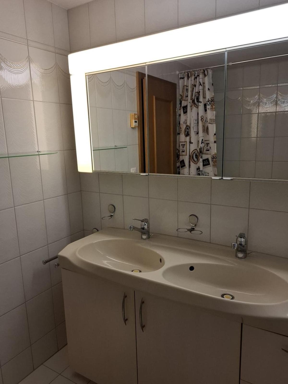 Wohnung Mit Herz Schwyz Exterior foto